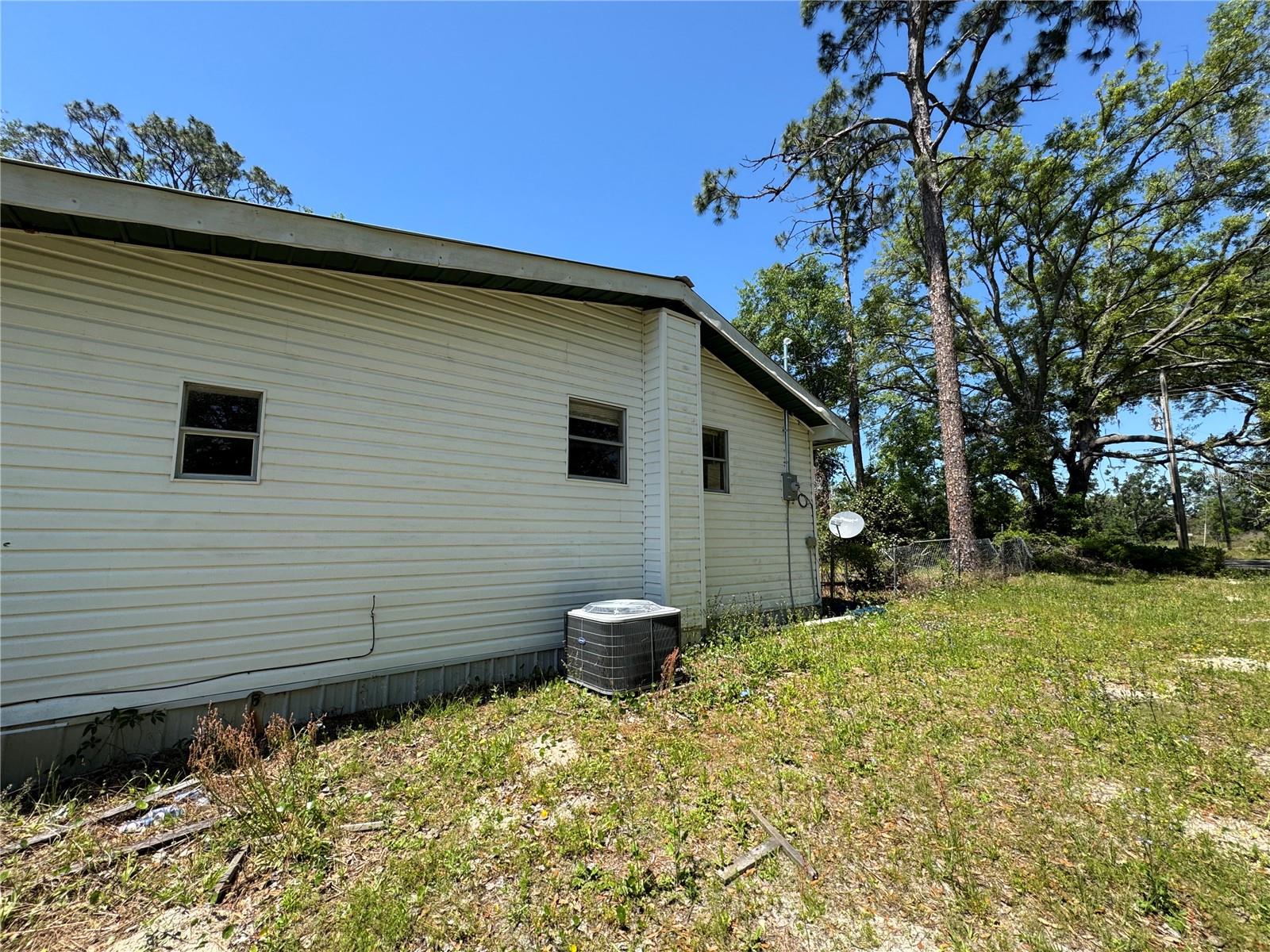 15130 N 104TH ST, LIVE OAK, FL — photo 6