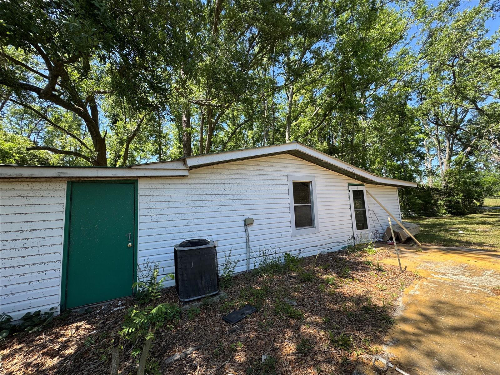 15130 N 104TH ST, LIVE OAK, FL — photo 14