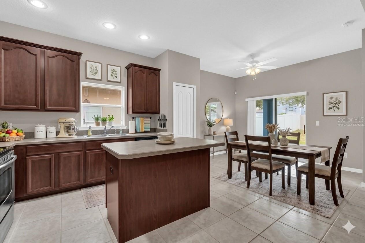 1730 RIBBON FALLS PKWY, ORLANDO, FL — photo 3