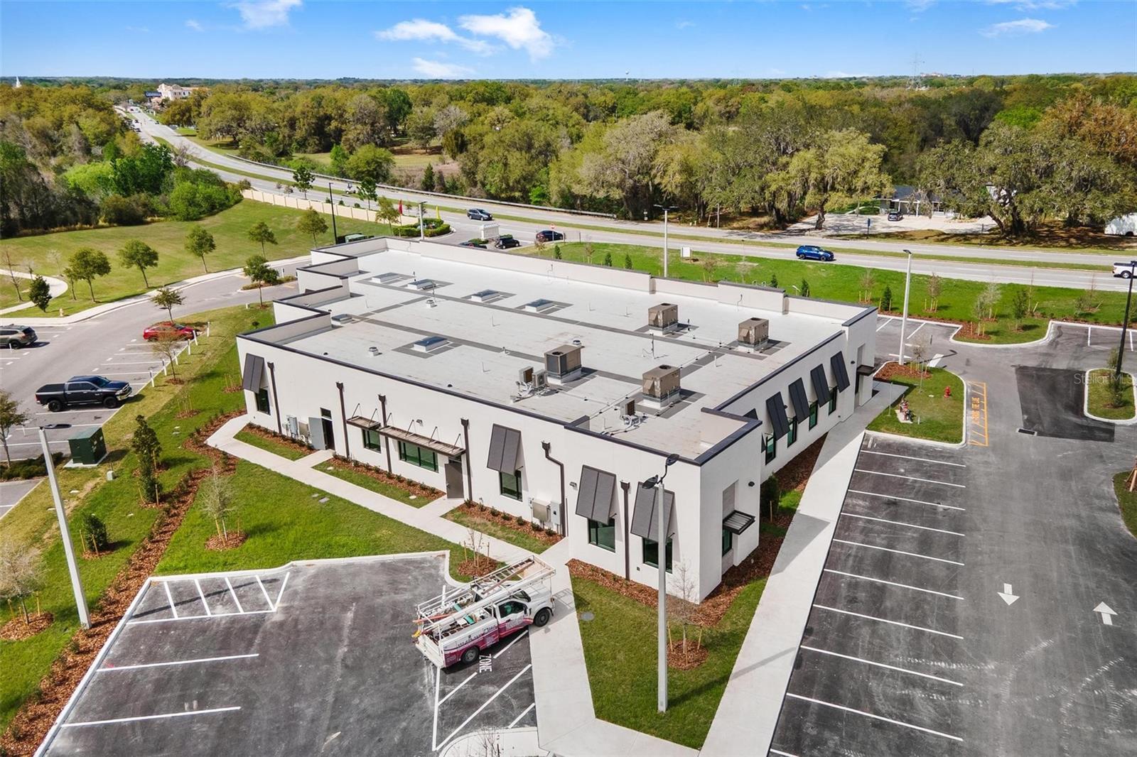10941 NE 89TH DR, THE VILLAGES, FL — photo 8
