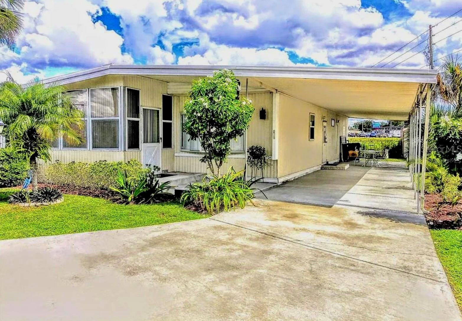 100 LAKESIDE RANCH DR, WINTER HAVEN, FL