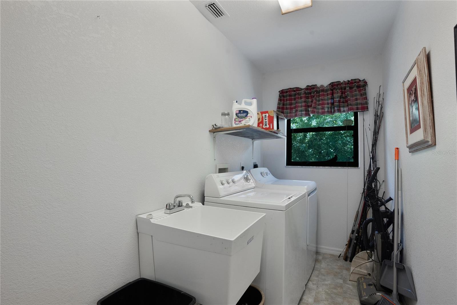 268 CORY ST, PORT CHARLOTTE, FL — photo 23