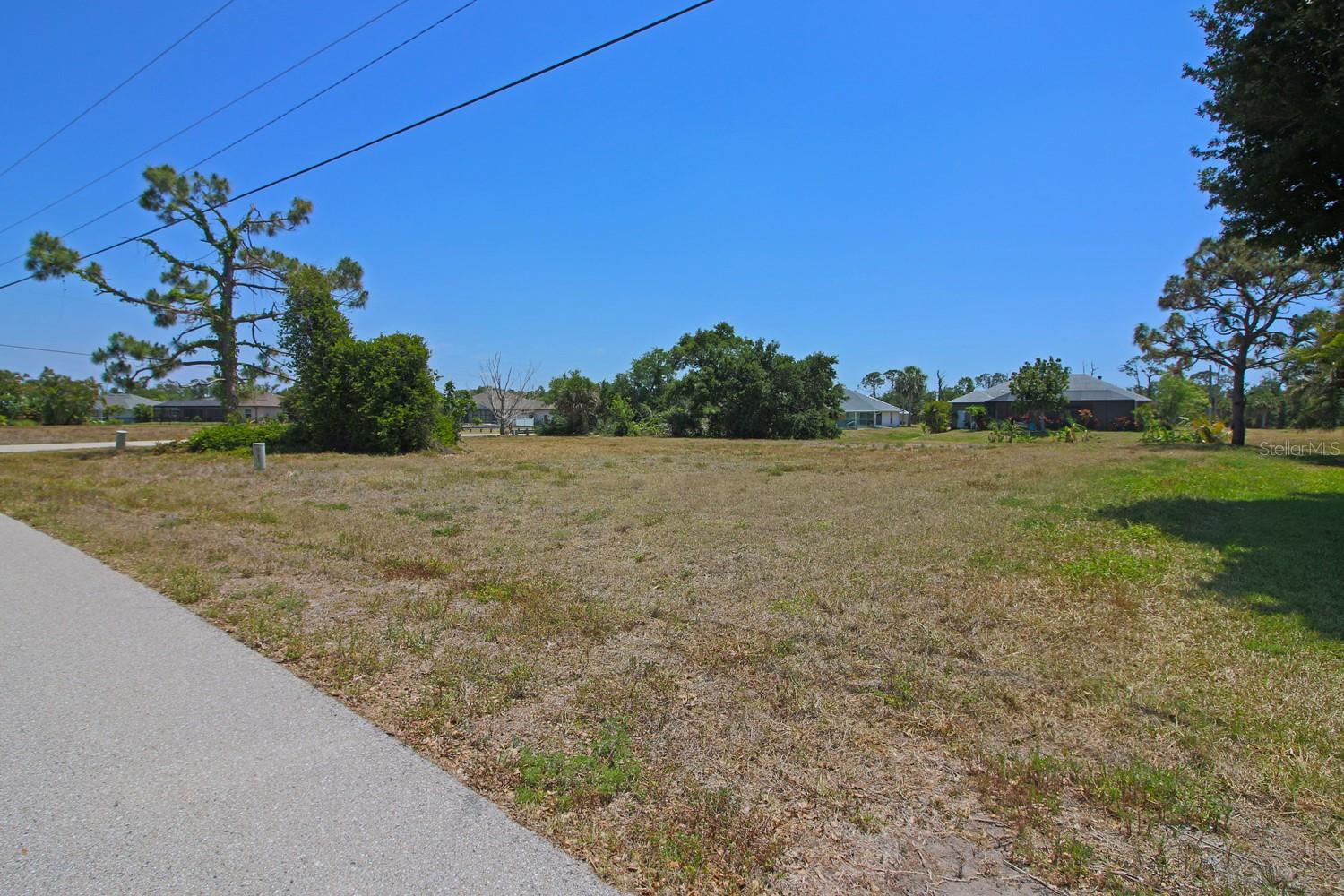 133 FAIRWAY RD, ROTONDA WEST, FL — photo 9