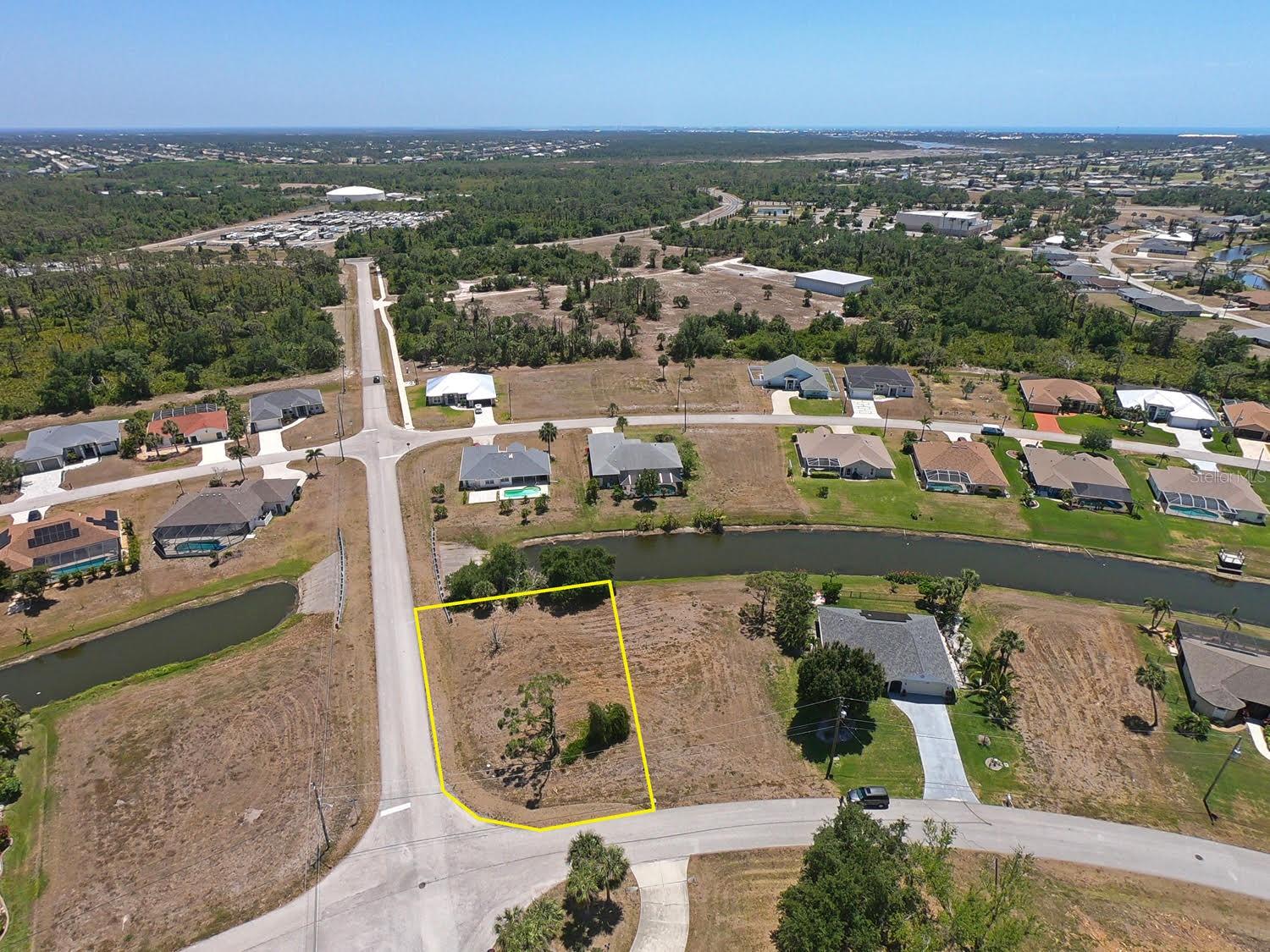 133 FAIRWAY RD, ROTONDA WEST, FL — photo 4