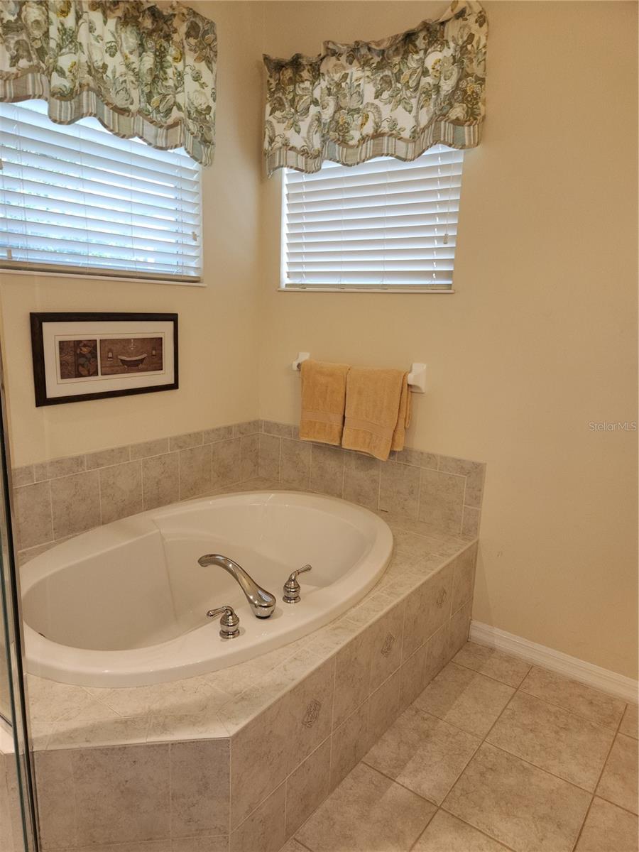 6251 WINGSPAN WAY, BRADENTON, FL — photo 16