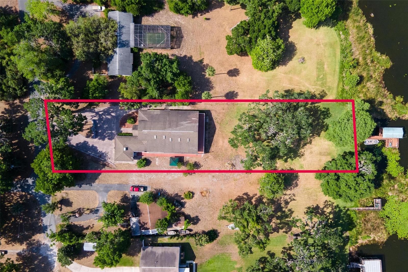 2400 N GRIFFIN DR, LEESBURG, FL — photo 152