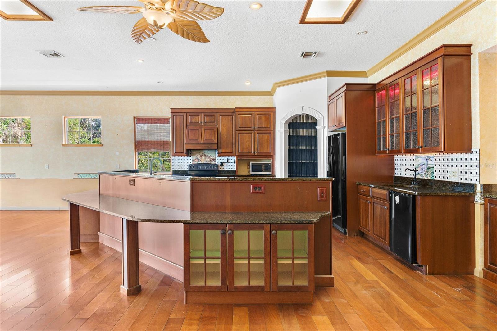 2400 N GRIFFIN DR, LEESBURG, FL — photo 42