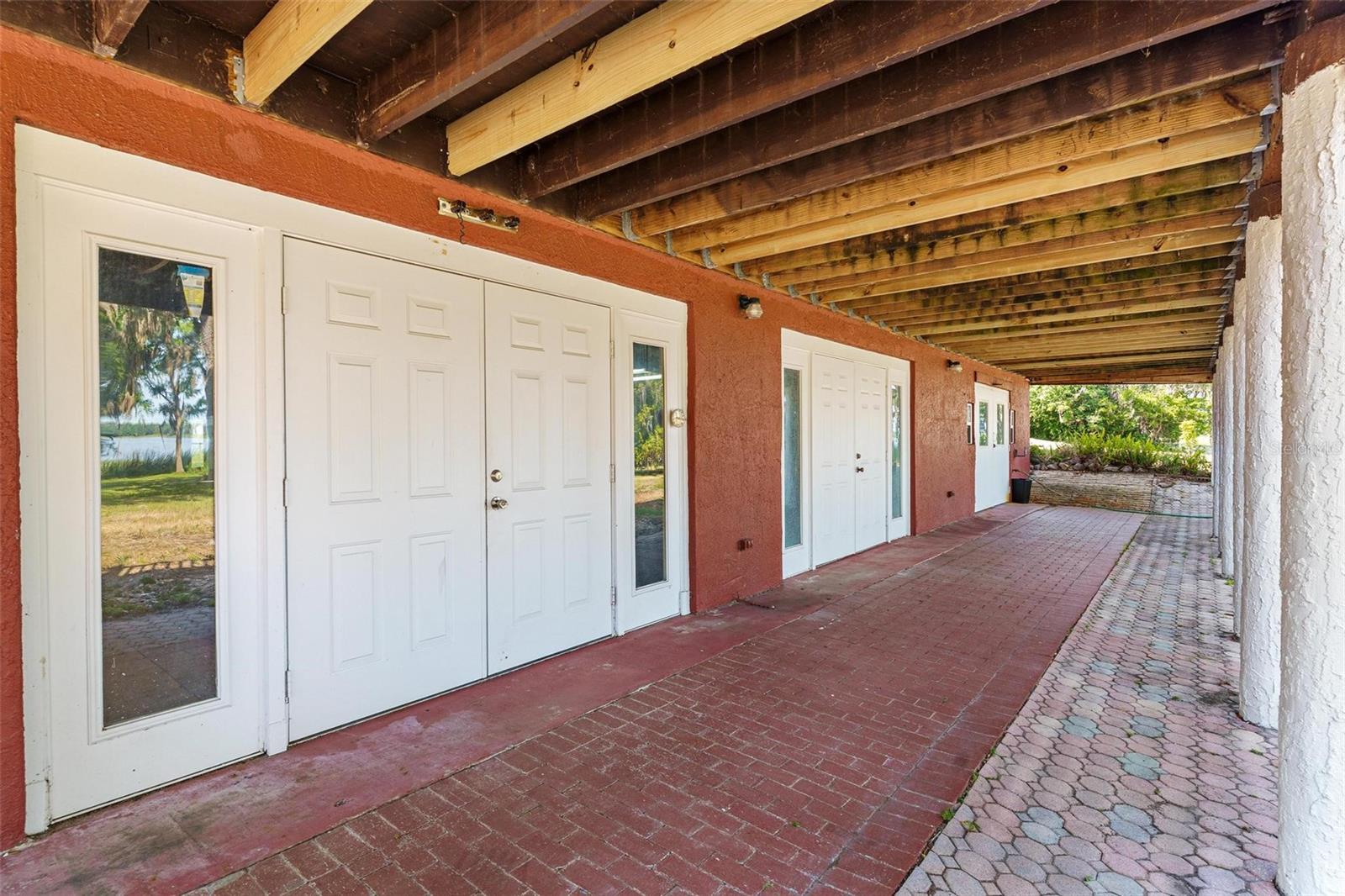 2400 N GRIFFIN DR, LEESBURG, FL — photo 128