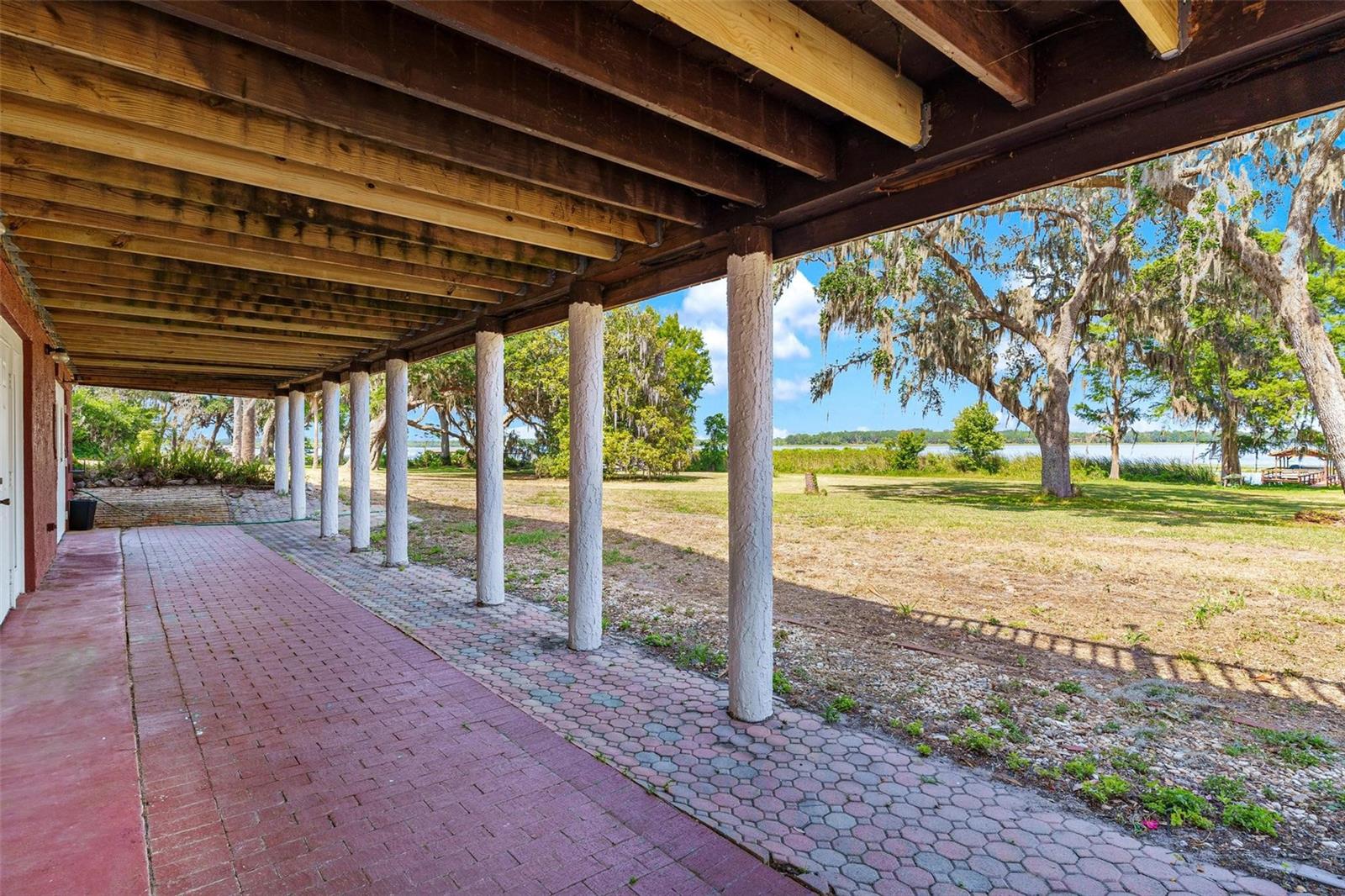 2400 N GRIFFIN DR, LEESBURG, FL — photo 129