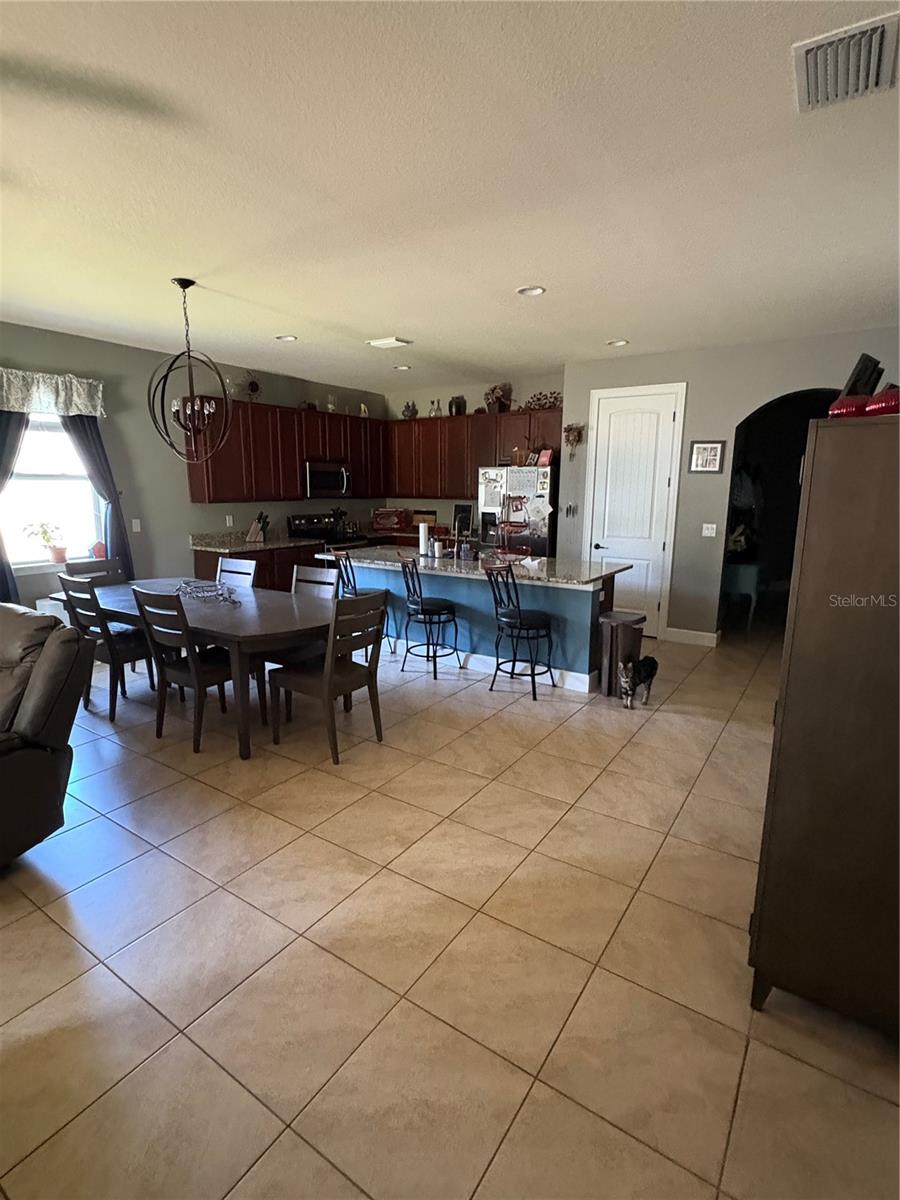709 CALABRIA WAY, HOWEY IN THE HILLS, FL — photo 20