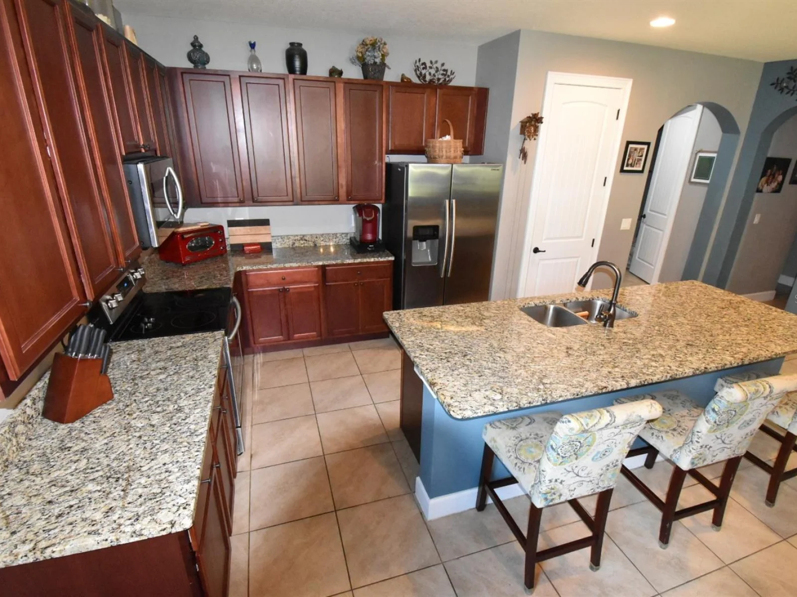 709 CALABRIA WAY, HOWEY IN THE HILLS, FL — photo 15