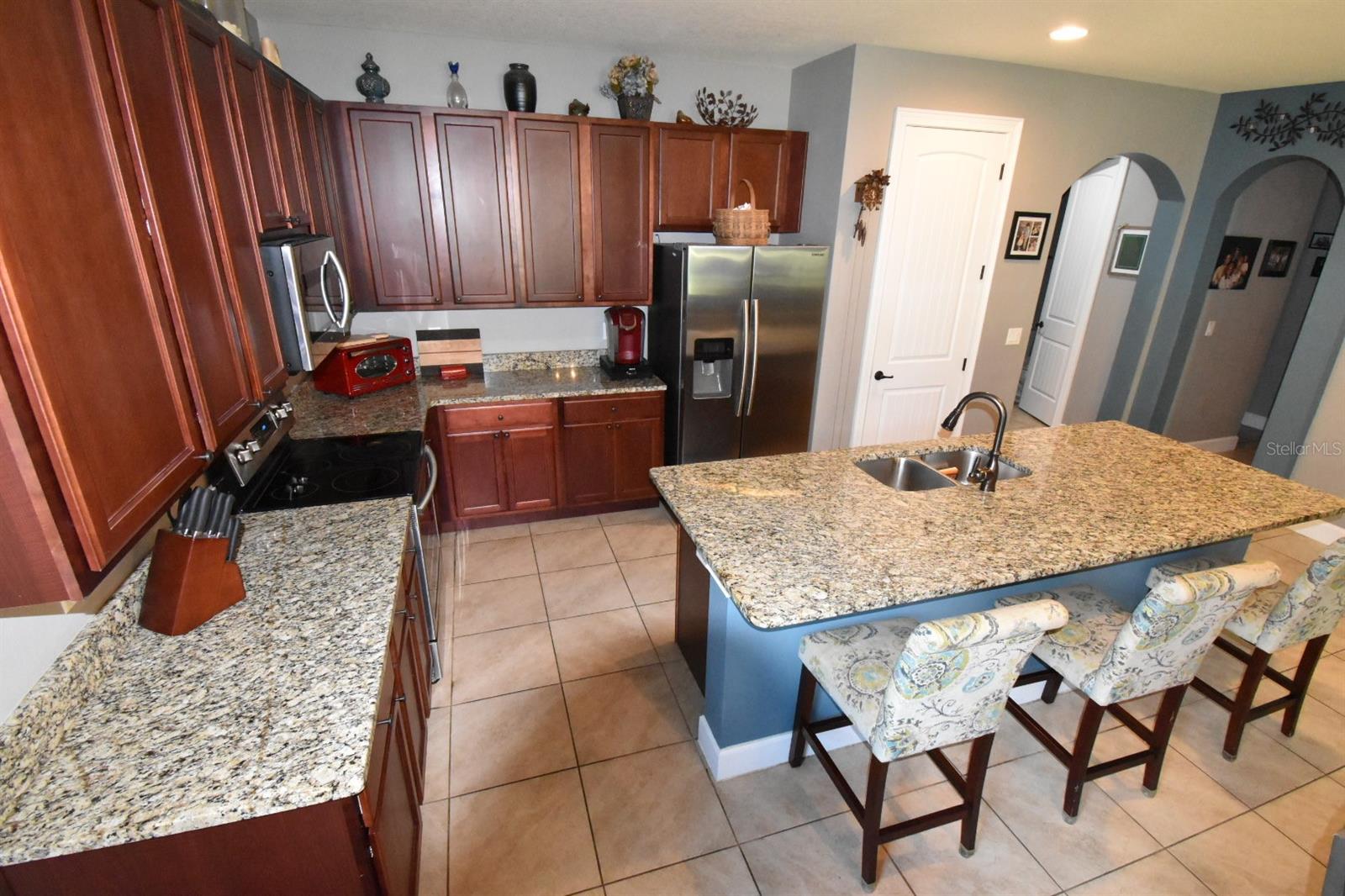 709 CALABRIA WAY, HOWEY IN THE HILLS, FL — photo 16