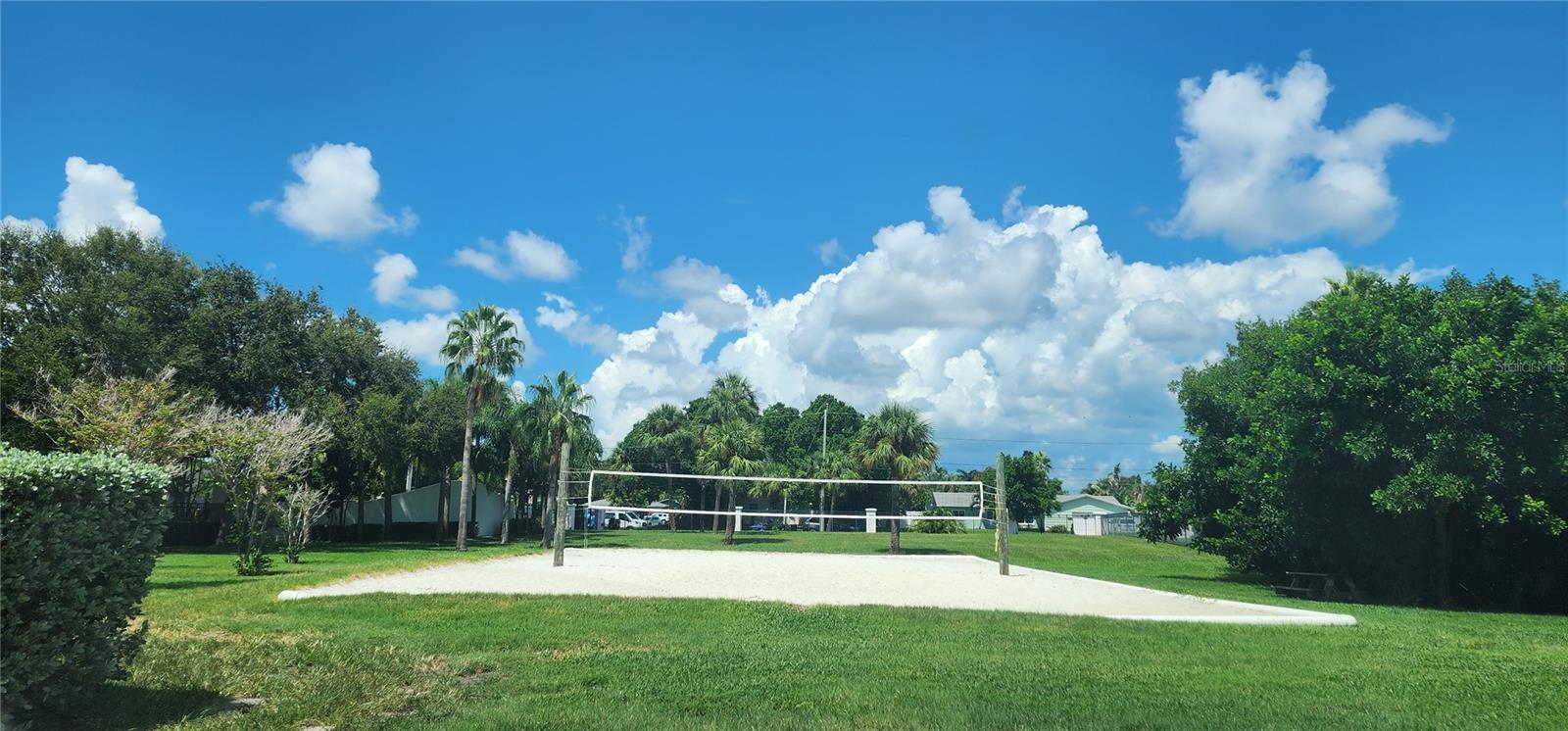 5215 COQUINA KEY DR SE #B, ST PETERSBURG, FL — photo 36