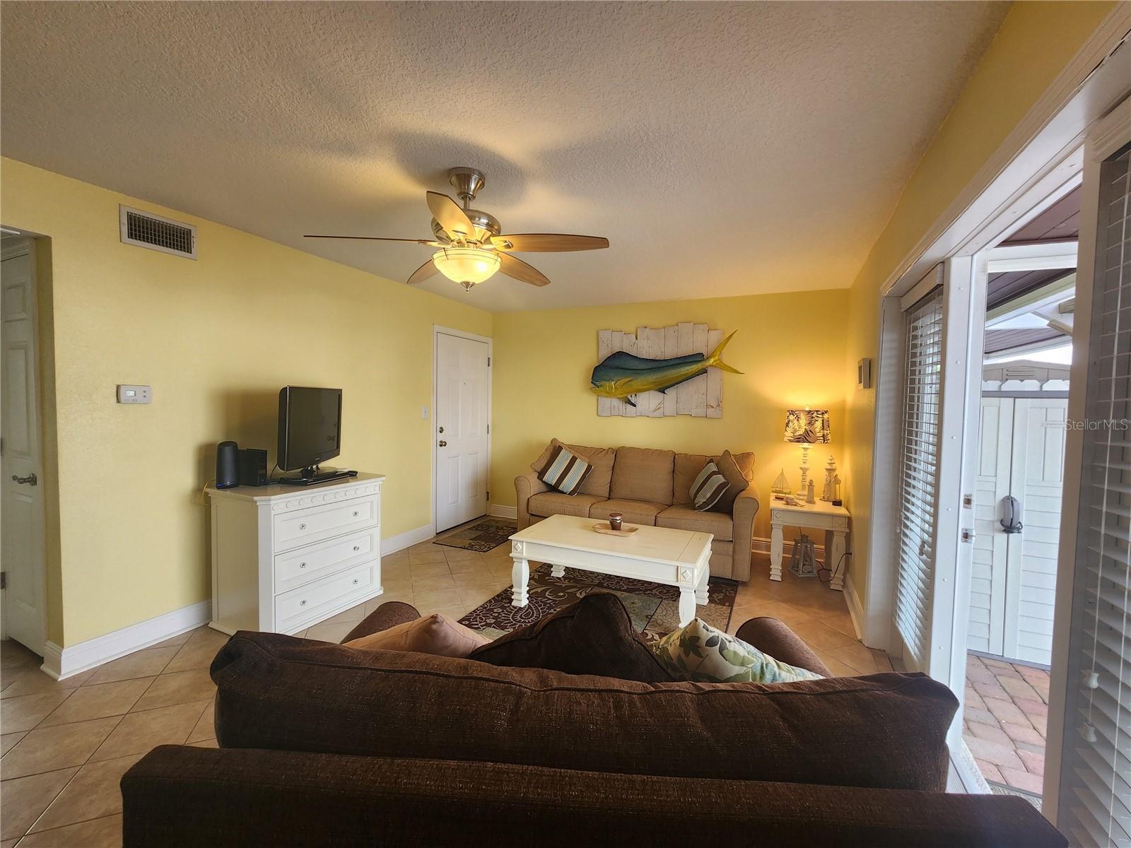5215 COQUINA KEY DR SE #B, ST PETERSBURG, FL — photo 7