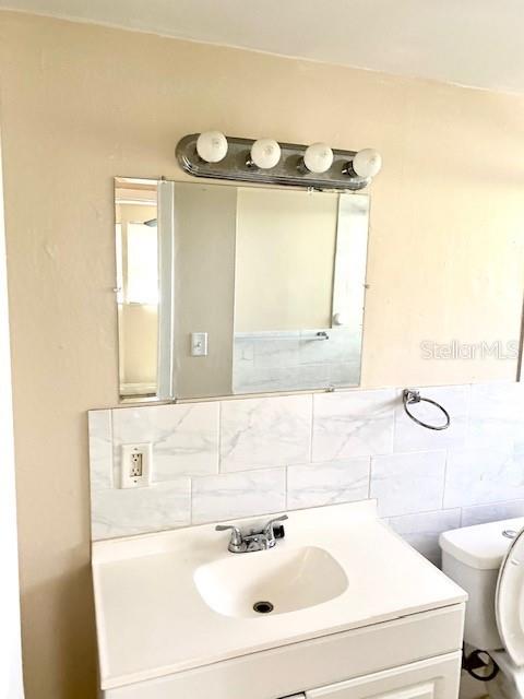 9418 GREYSTONE RD, THONOTOSASSA, FL — photo 17