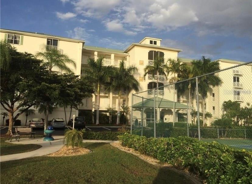 200 HARBOR WALK DR #321, PUNTA GORDA, FL — photo 2