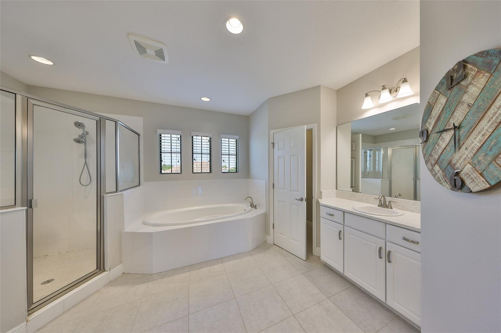 11909 CLIMBING FERN AVE, RIVERVIEW, FL — photo 55
