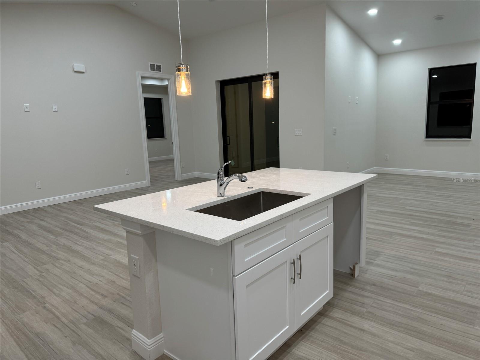 20296 RUTHERFORD AVE, PORT CHARLOTTE, FL — photo 6