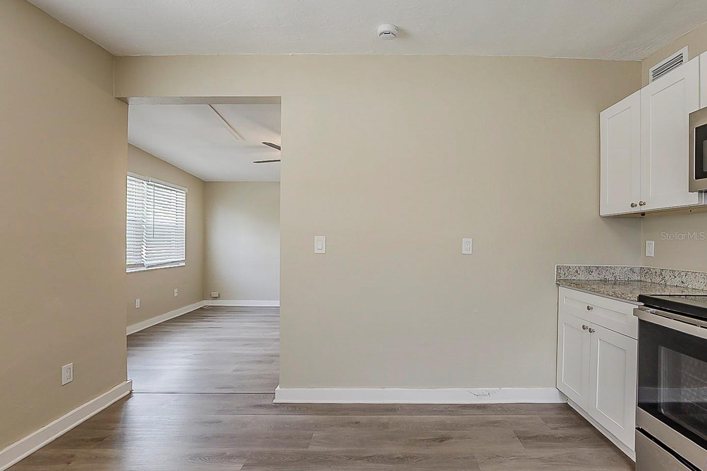 4010 EMERSON AVE S, ST PETERSBURG, FL — photo 5