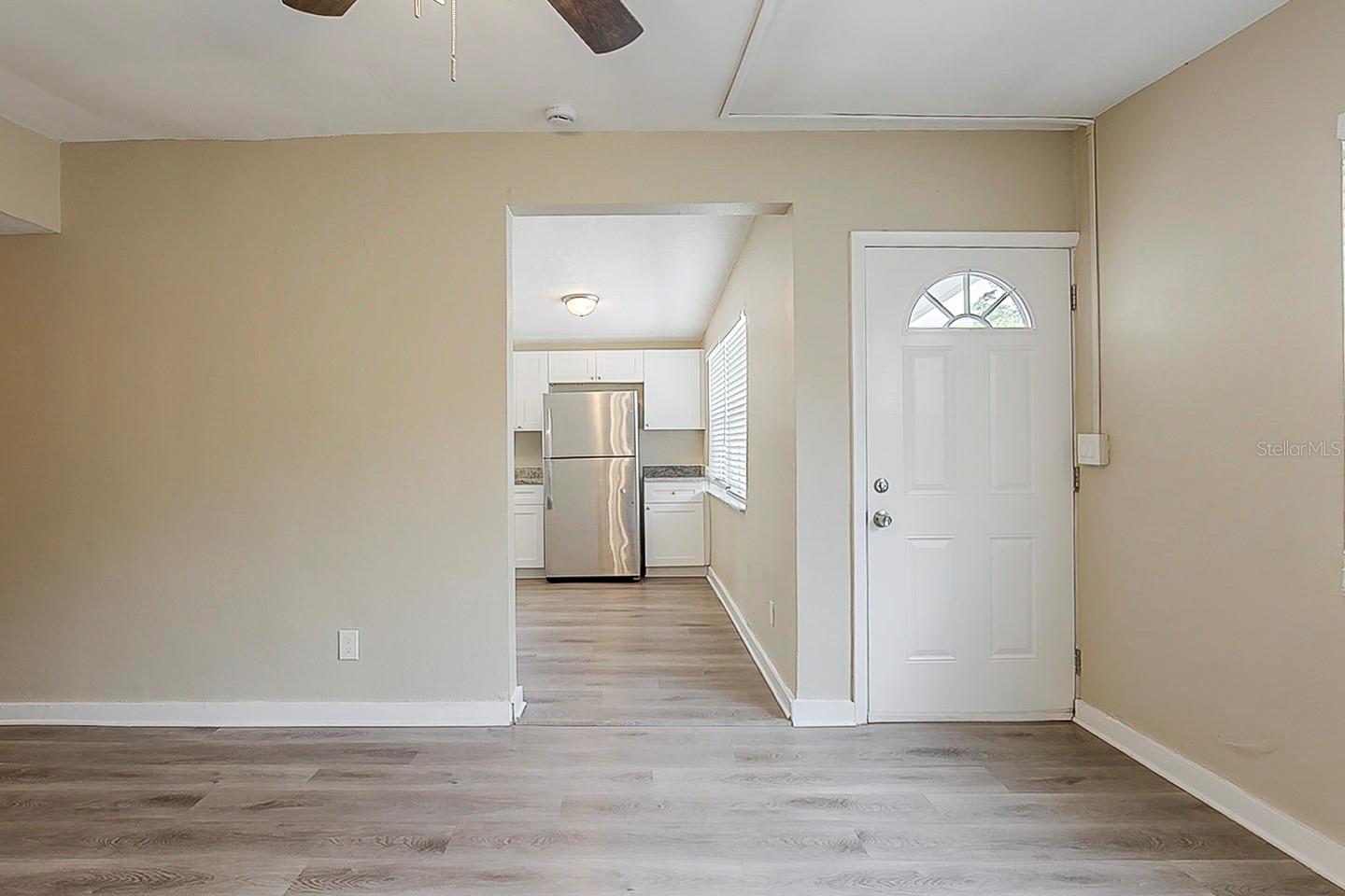 4010 EMERSON AVE S, ST PETERSBURG, FL — photo 7