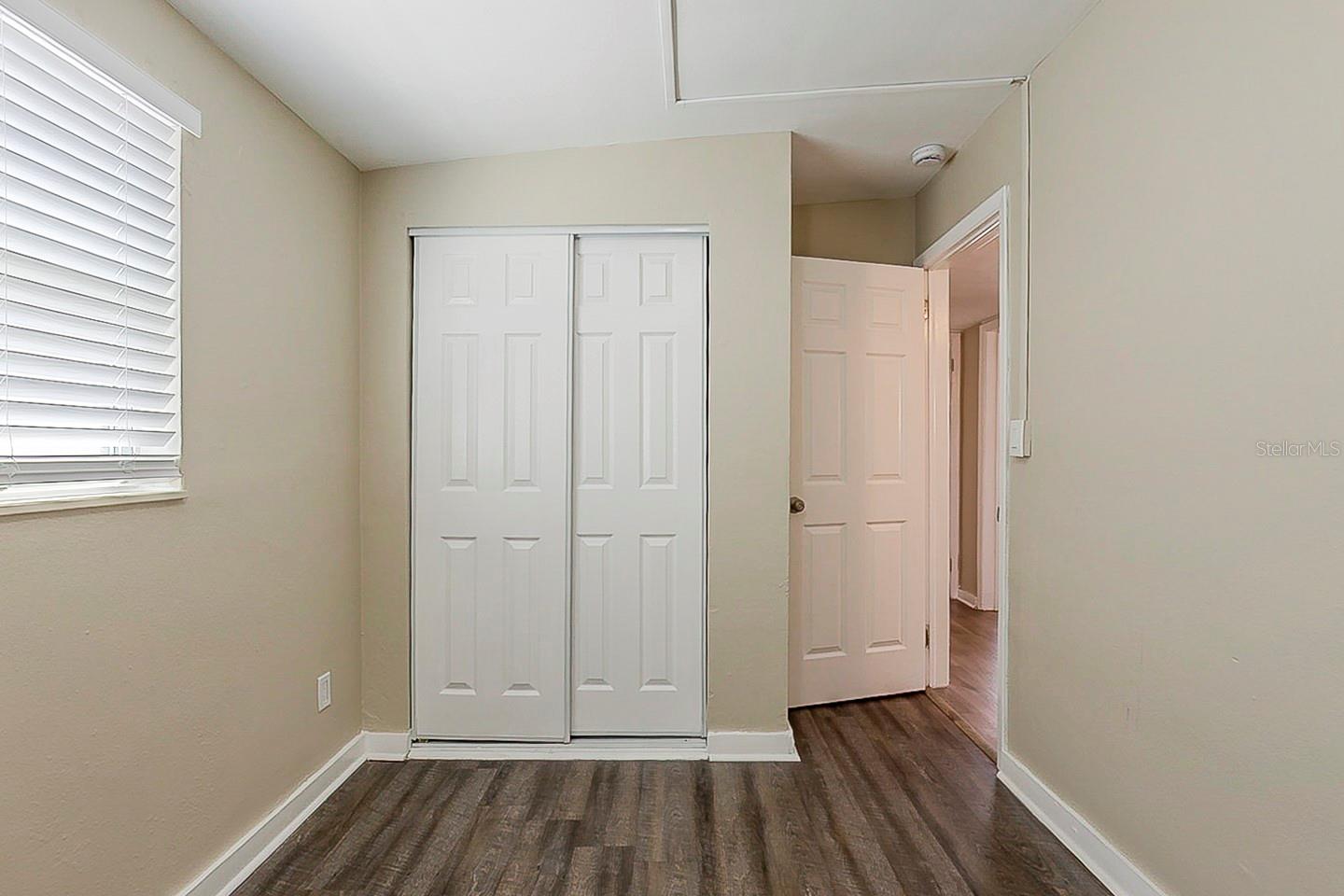 4010 EMERSON AVE S, ST PETERSBURG, FL — photo 11