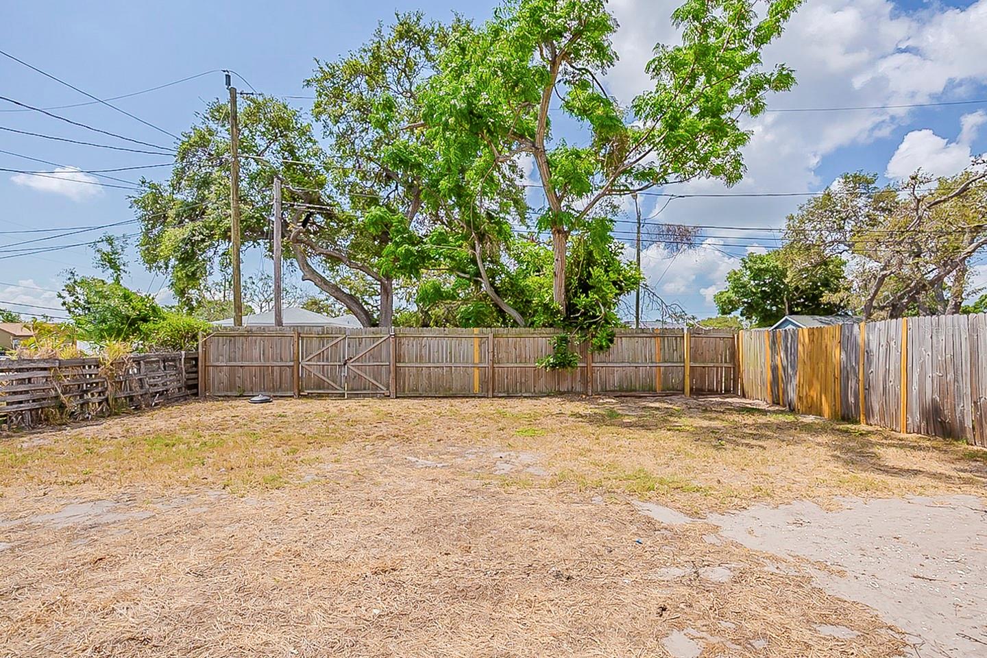 4010 EMERSON AVE S, ST PETERSBURG, FL — photo 21