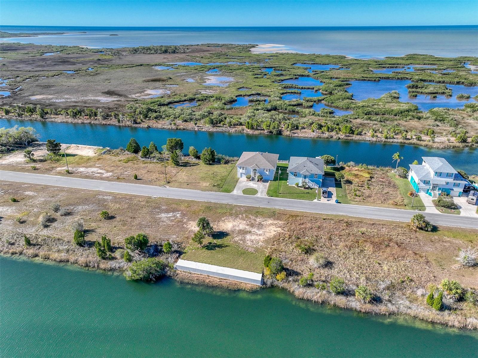 3266 LUGUSTRUM DR, HERNANDO BEACH, FL — photo 9