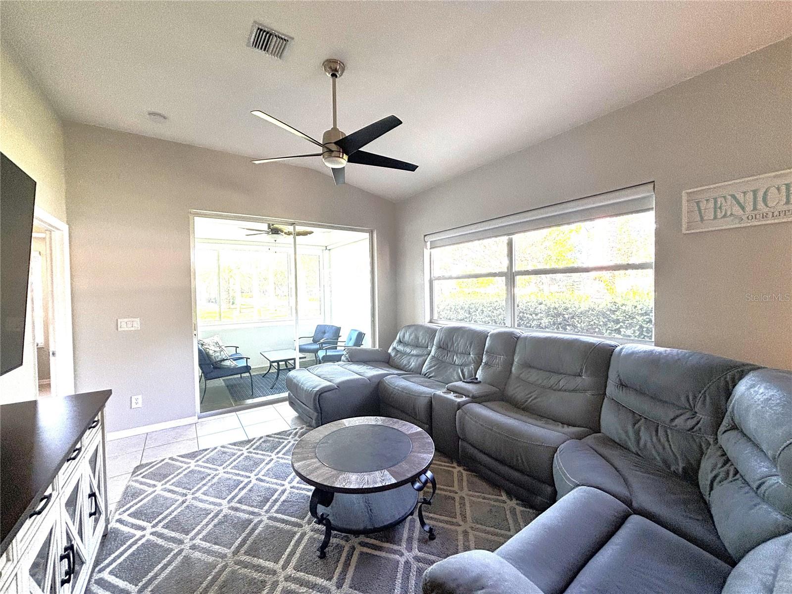 1759 FOUNTAIN VIEW CIR #1759, VENICE, FL — photo 6
