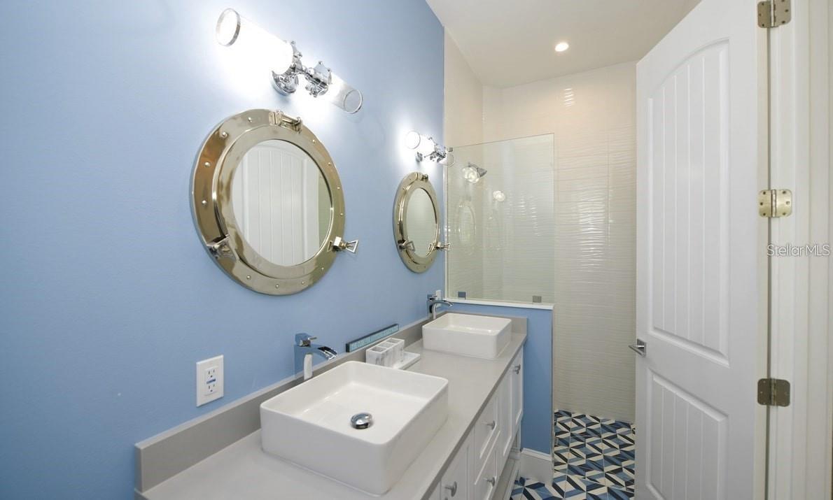 212 SPRING AVE, ANNA MARIA, FL — photo 13