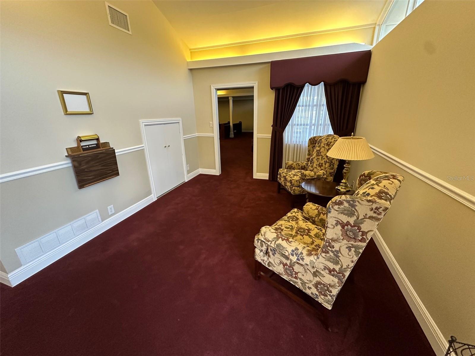 500 E AIRPORT BLVD, SANFORD, FL — photo 6