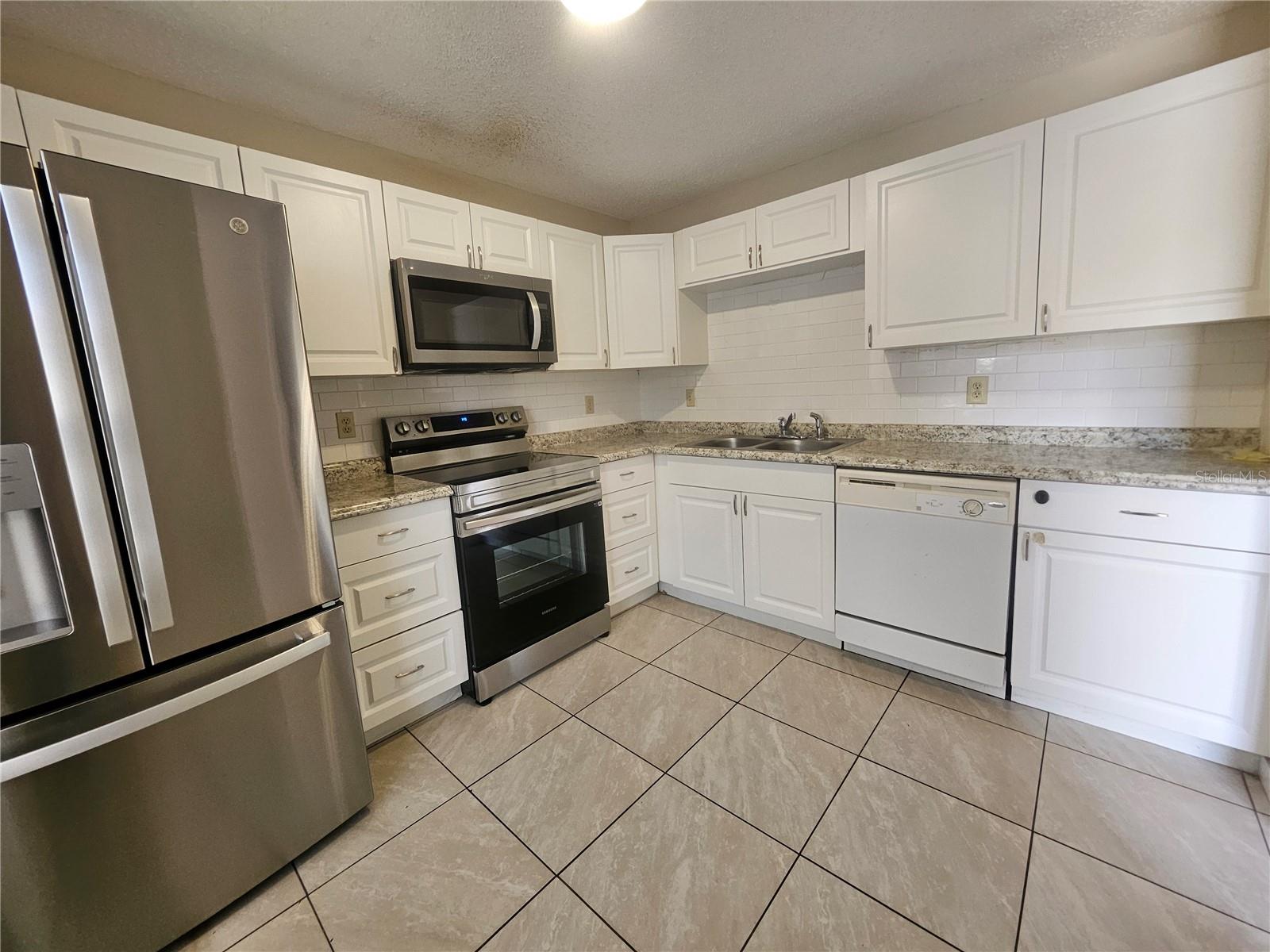 1612 SANDY POINT SQ #56, ORLANDO, FL — photo 7