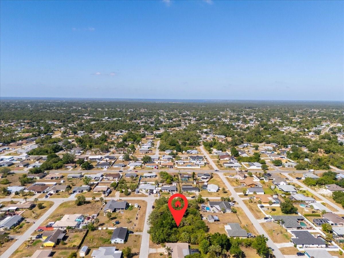 868 MENSH TER NW, PORT CHARLOTTE, FL — photo 2