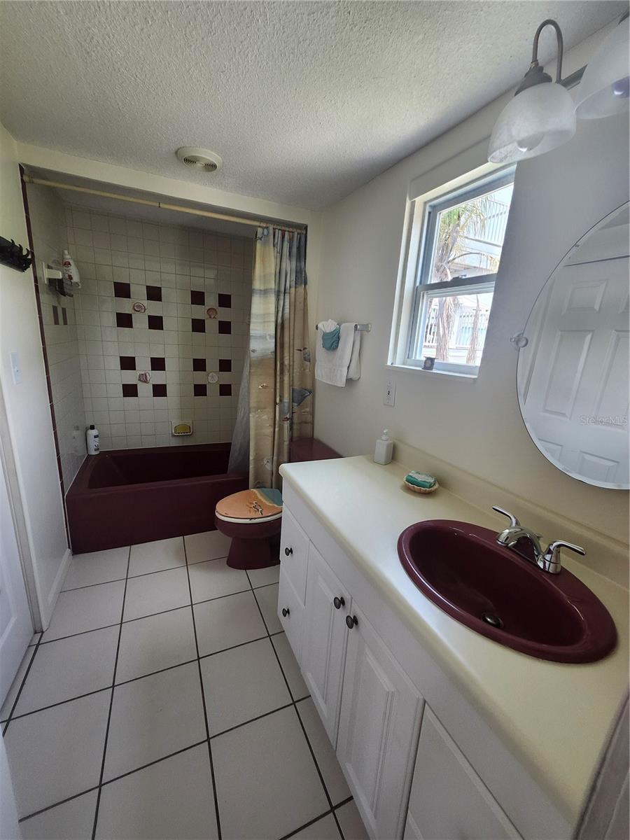 300 N 22ND ST, BRADENTON BEACH, FL — photo 11