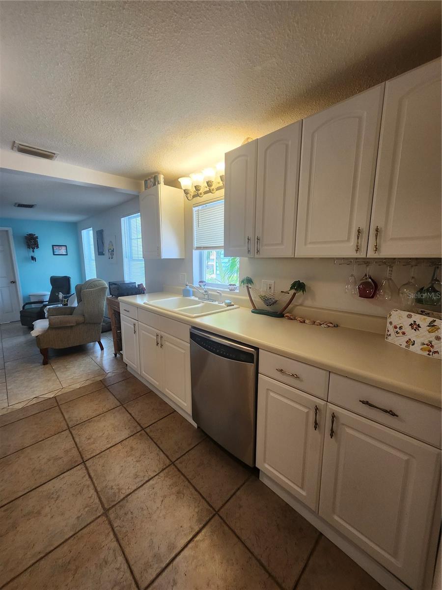 300 N 22ND ST, BRADENTON BEACH, FL — photo 13
