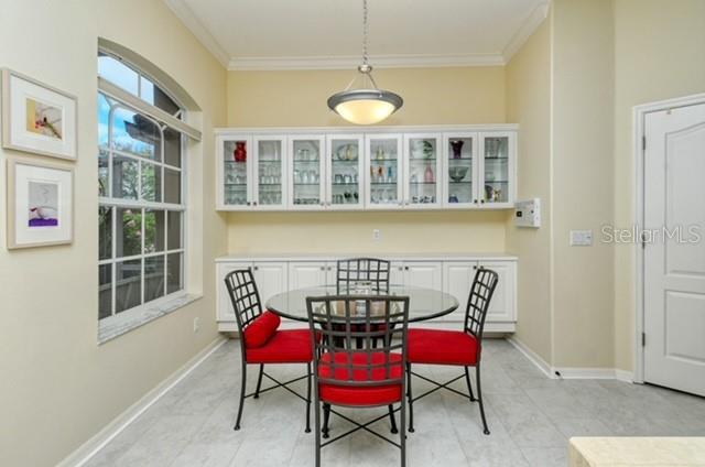 9480 FOREST HILLS CIR, SARASOTA, FL — photo 5