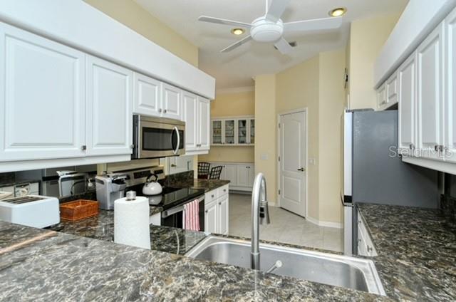 9480 FOREST HILLS CIR, SARASOTA, FL — photo 6
