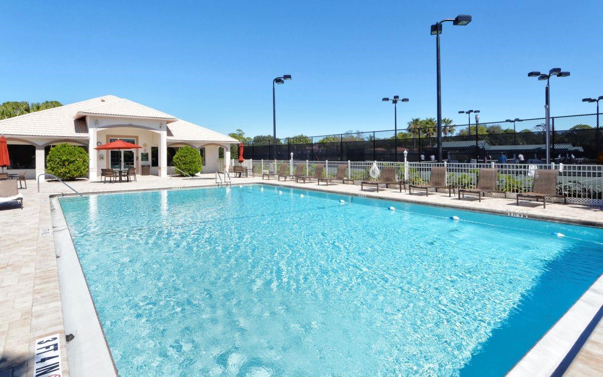9480 FOREST HILLS CIR, SARASOTA, FL — photo 41