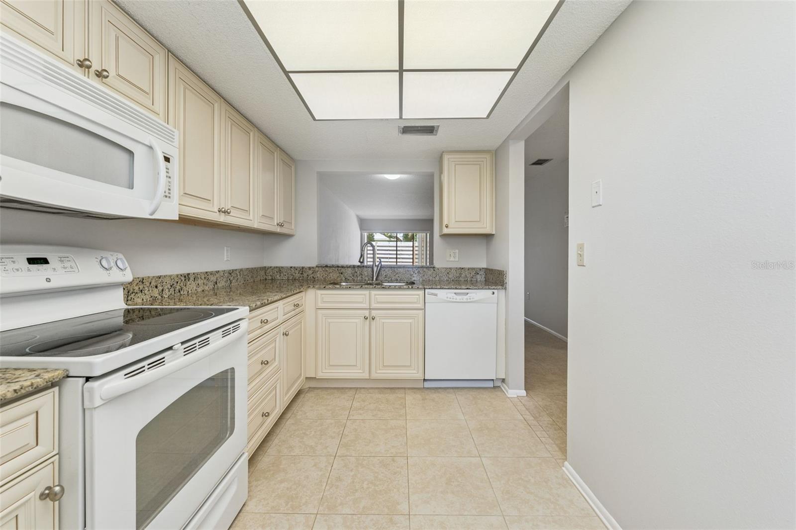 2640 WOODGATE LN #F6, SARASOTA, FL — photo 8