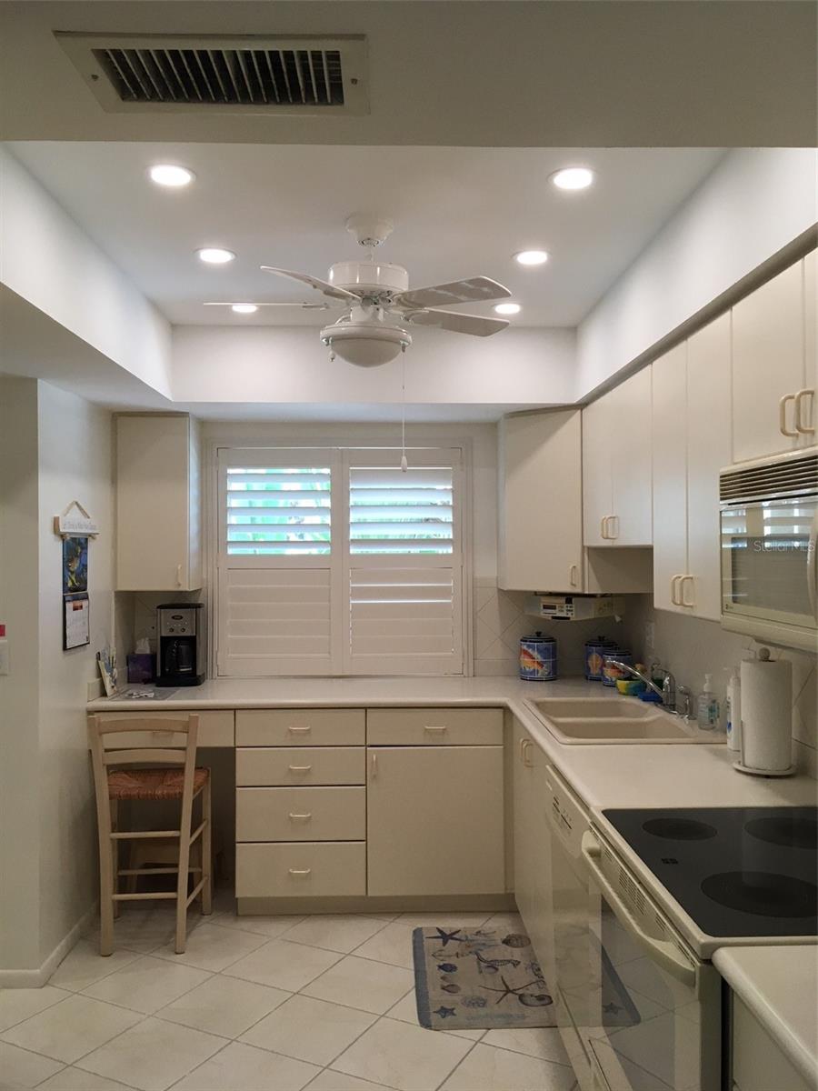 4825 GULF OF MEXICO DR #201, LONGBOAT KEY, FL — photo 8