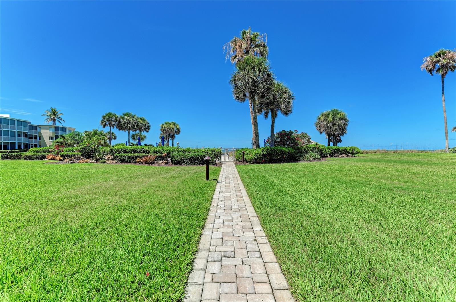 4825 GULF OF MEXICO DR #201, LONGBOAT KEY, FL — photo 36