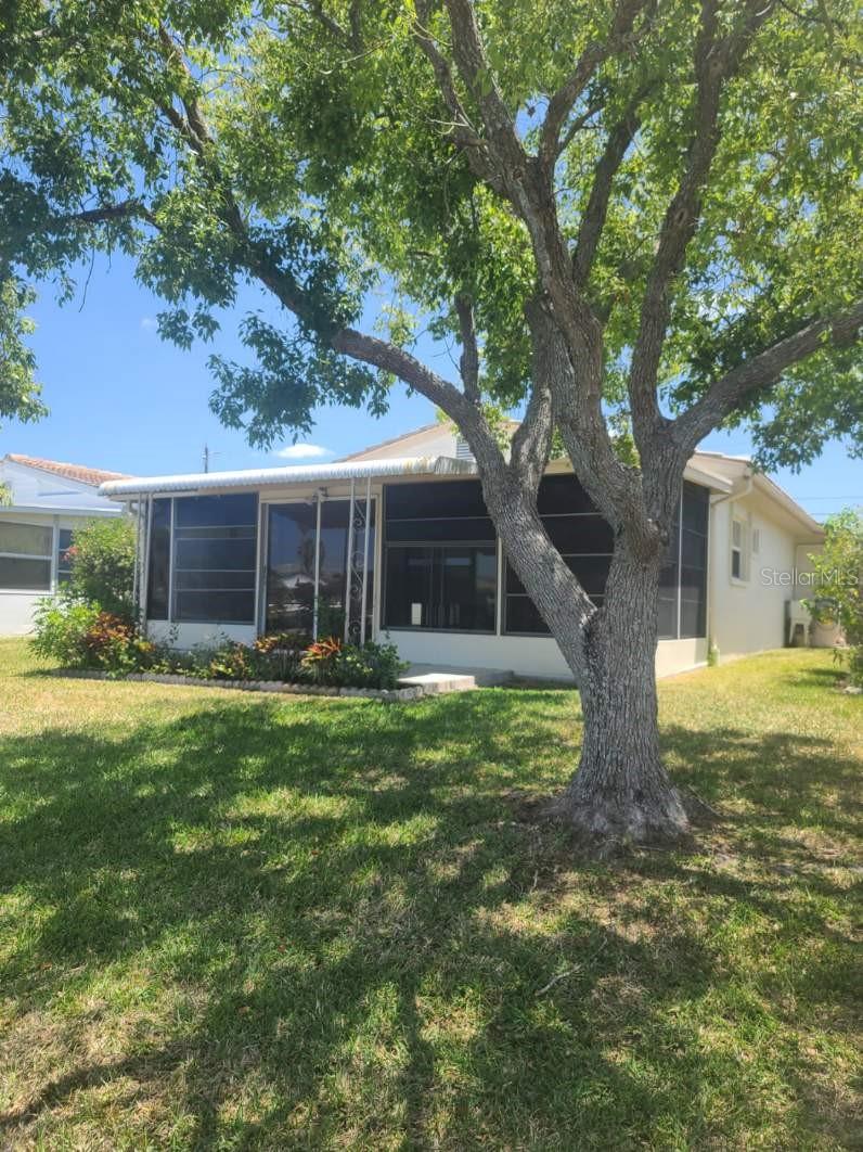 5105 BONITO DR, NEW PORT RICHEY, FL — photo 10