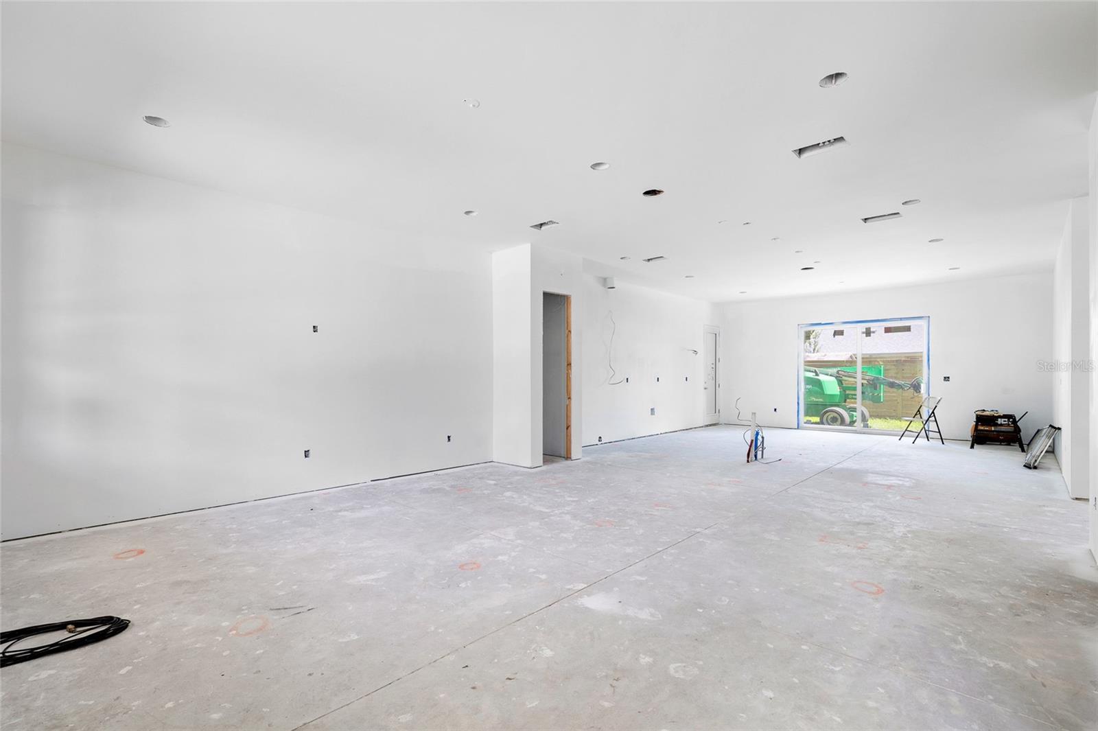 110 W HIAWATHA ST, TAMPA, FL — photo 24