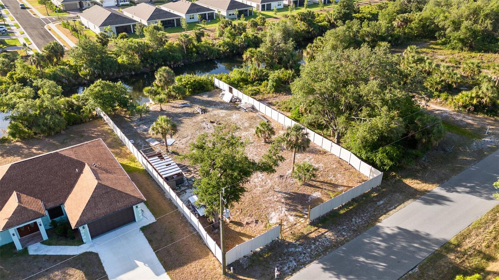 764 BOWMAN TER, PORT CHARLOTTE, FL — photo 8
