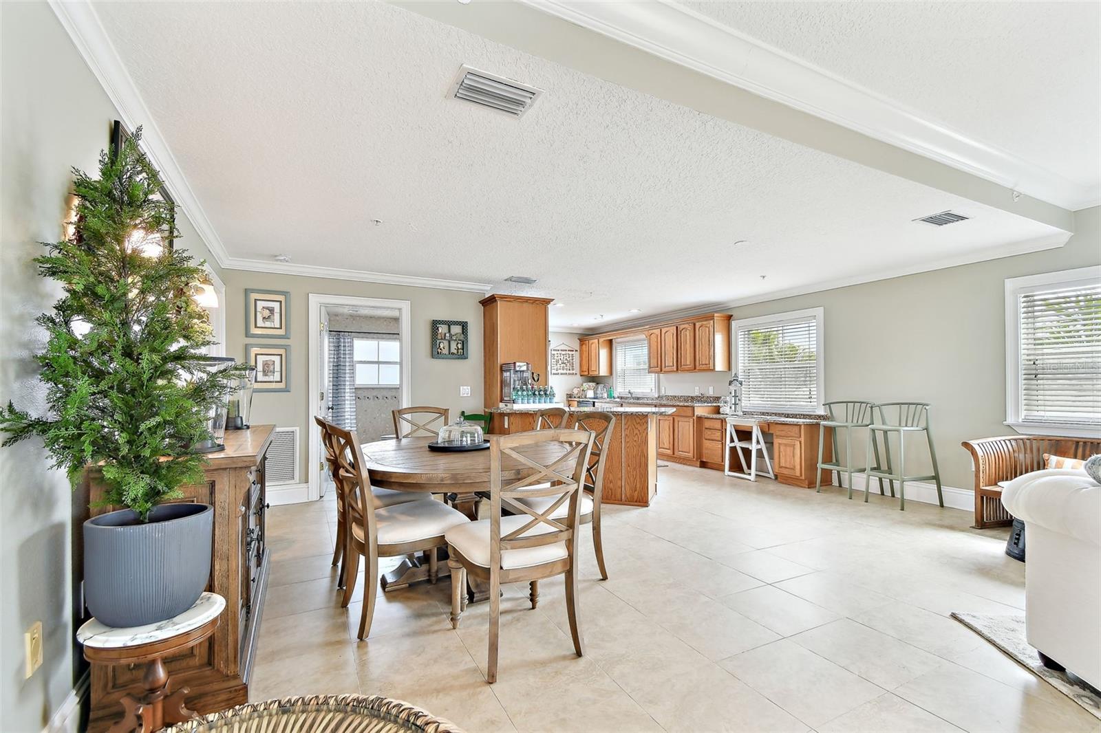 16033 GULF BLVD, REDINGTON BEACH, FL — photo 12