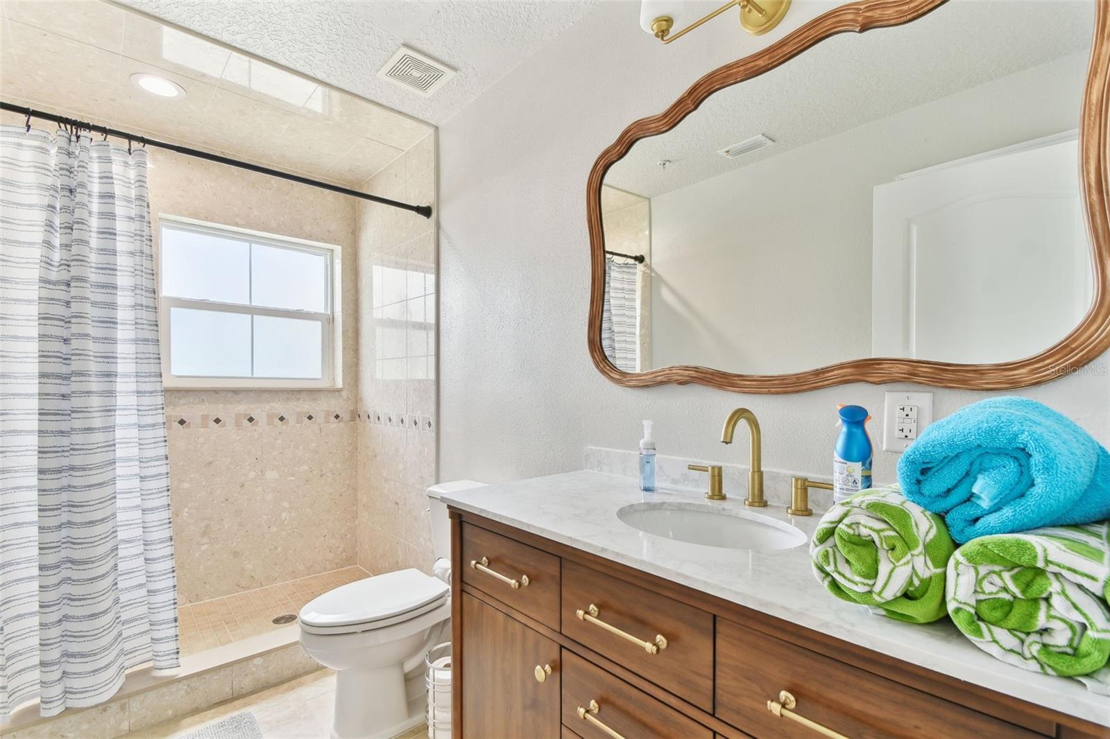 16033 GULF BLVD, REDINGTON BEACH, FL — photo 27