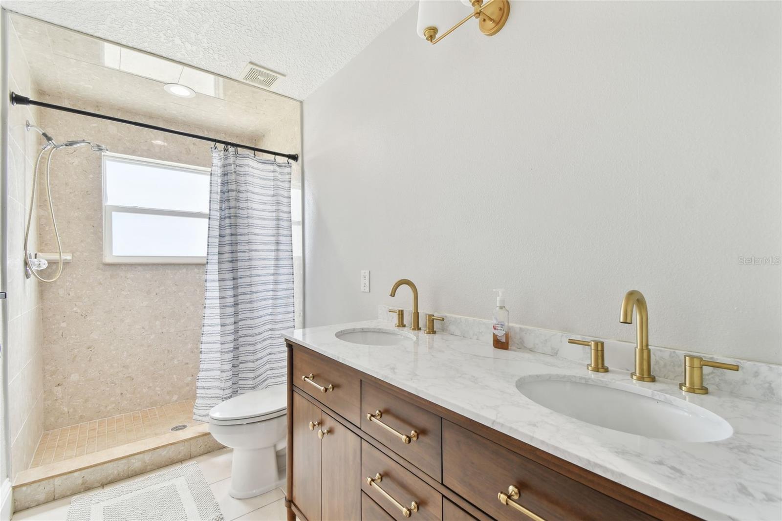 16033 GULF BLVD, REDINGTON BEACH, FL — photo 50