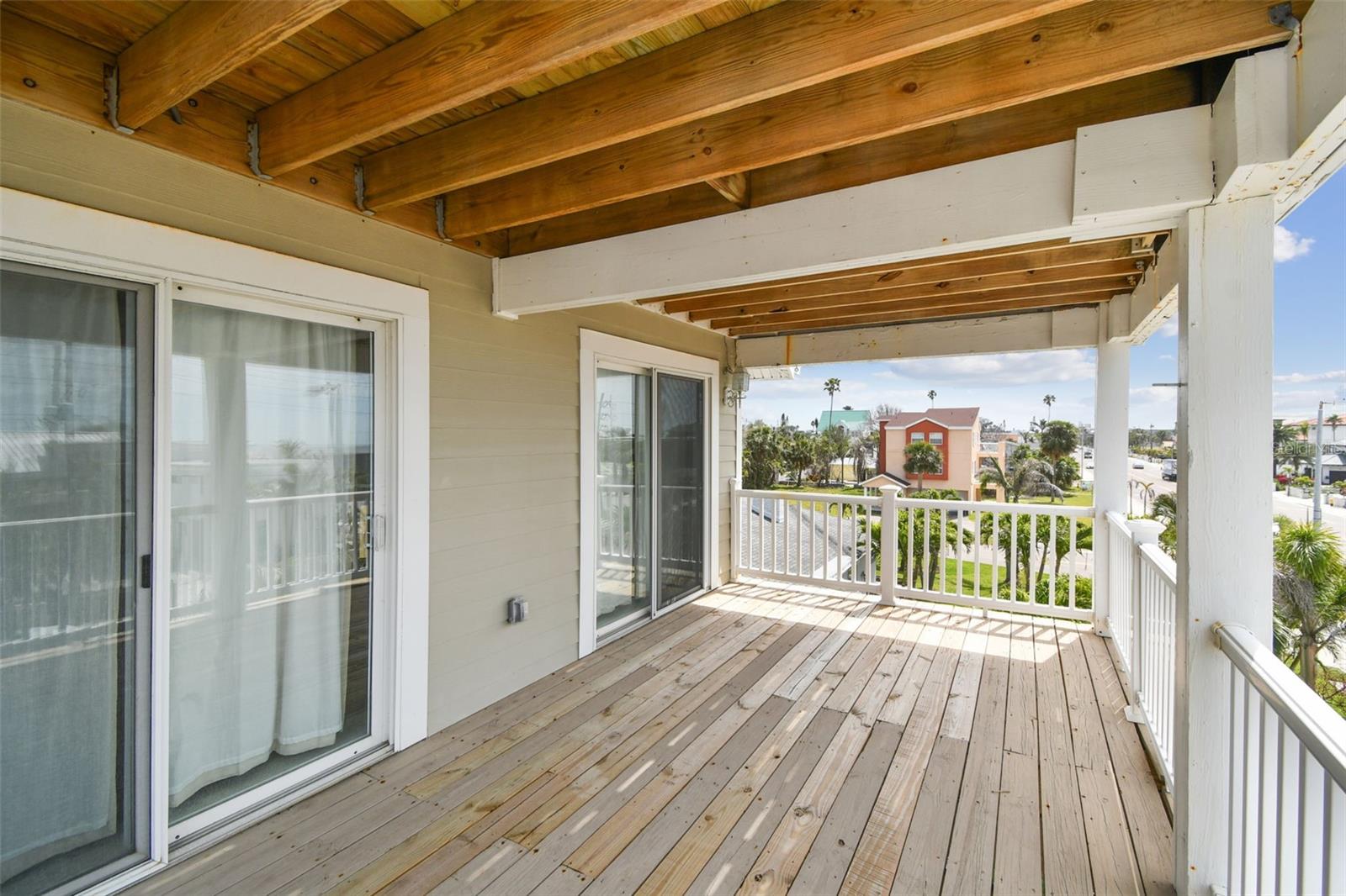 16033 GULF BLVD, REDINGTON BEACH, FL — photo 58