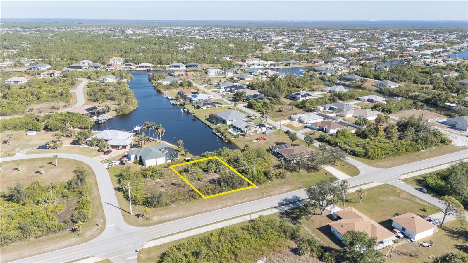 14386 INGRAHAM BLVD, PORT CHARLOTTE, FL — photo 11