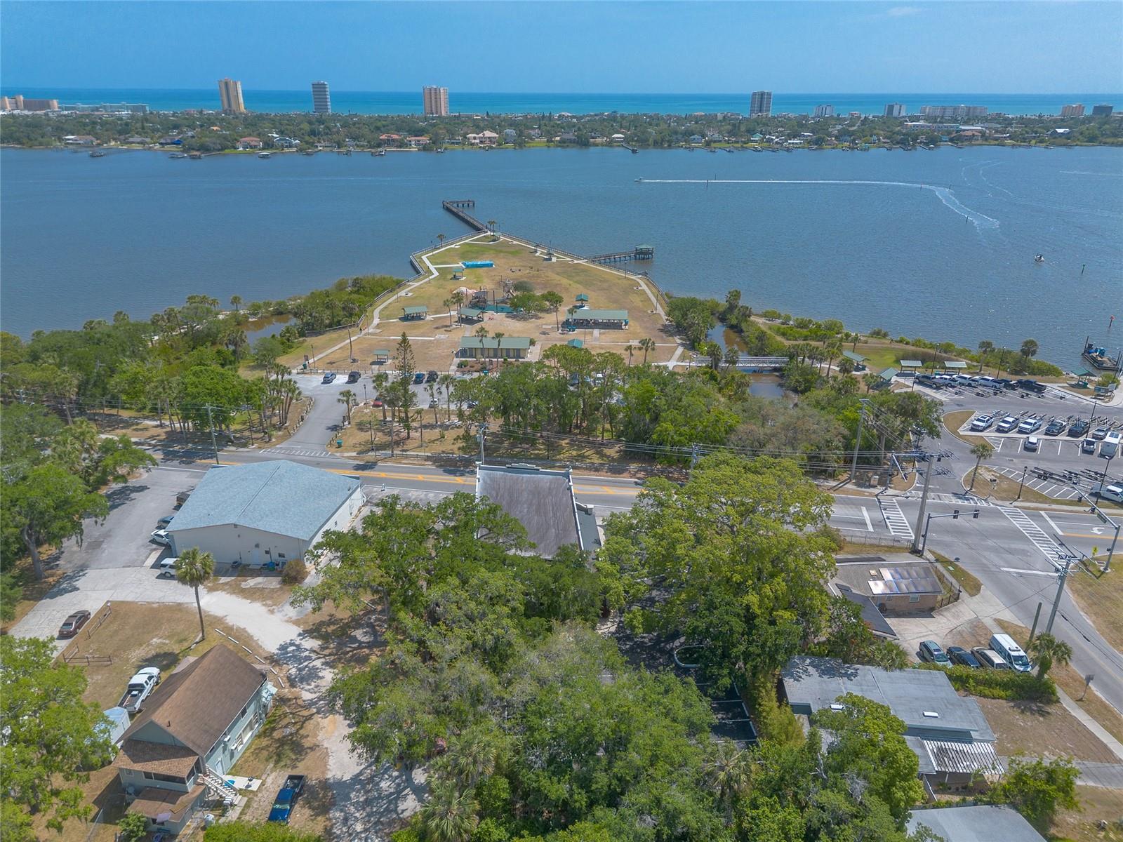 1112 RIVERSIDE DR, DAYTONA BEACH, FL — photo 48
