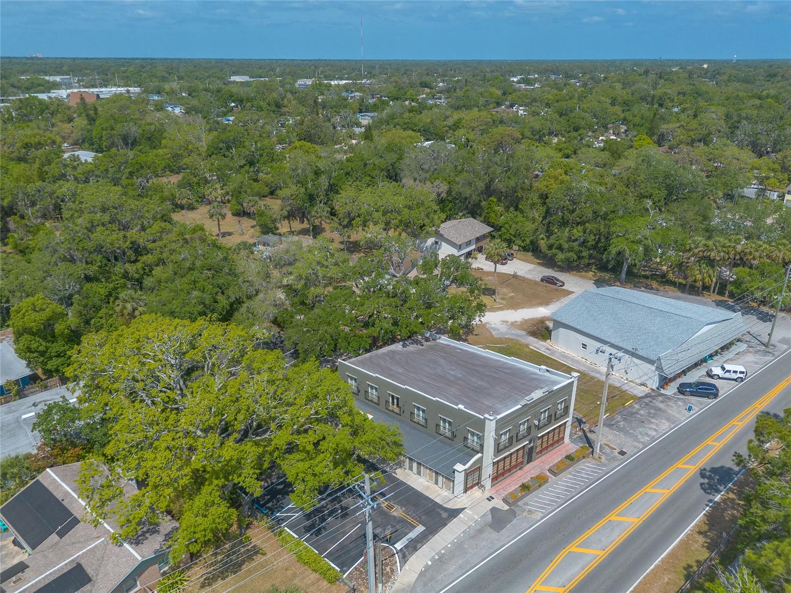 1112 RIVERSIDE DR, DAYTONA BEACH, FL — photo 54
